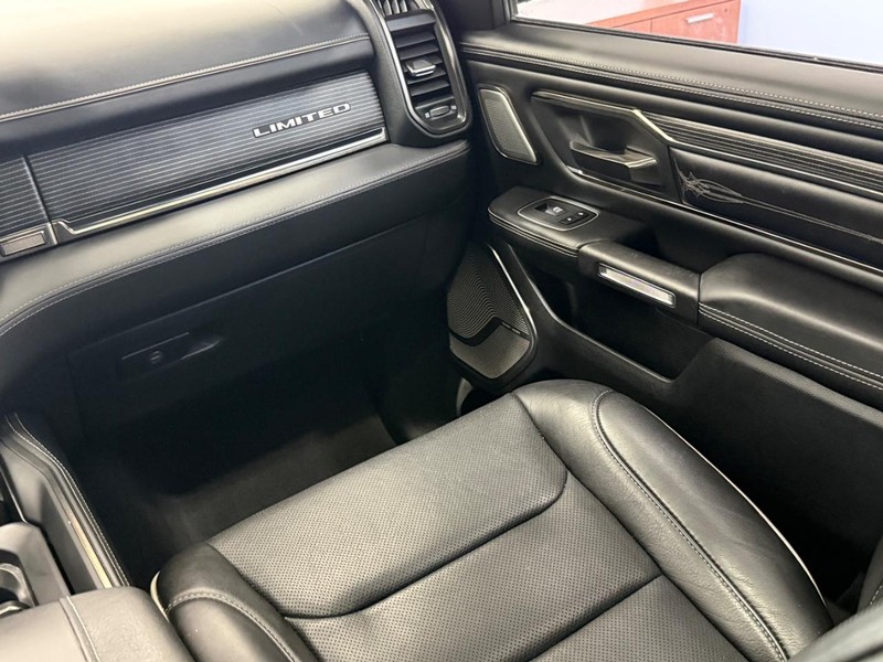 Ram 1500 Vehicle Image 12