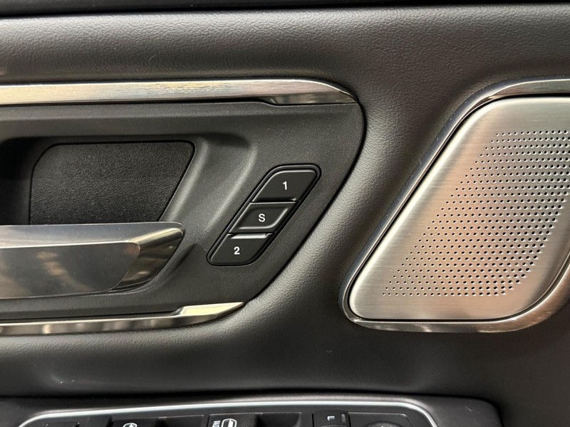 Ram 1500 Vehicle Image 13
