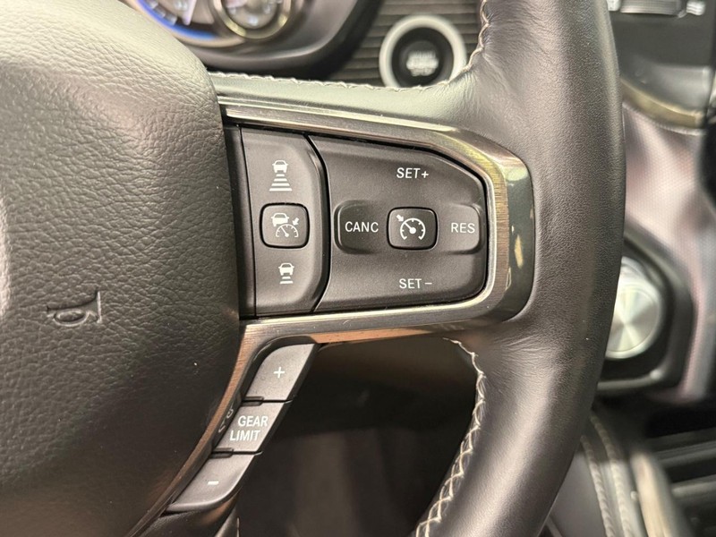 Ram 1500 Vehicle Image 16