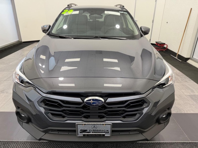 Subaru Crosstrek Vehicle Full-screen Gallery Image 8