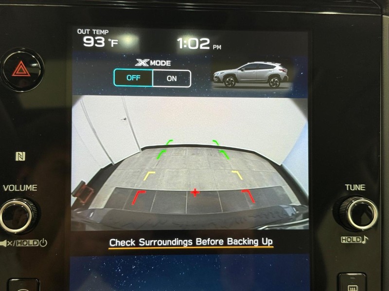 Subaru Crosstrek Vehicle Full-screen Gallery Image 18