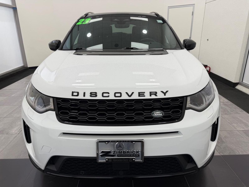 Land Rover Discovery Sport Vehicle Full-screen Gallery Image 7