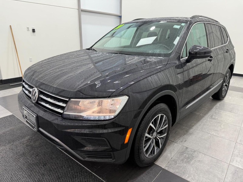 Volkswagen Tiguan Vehicle Full-screen Gallery Image 6