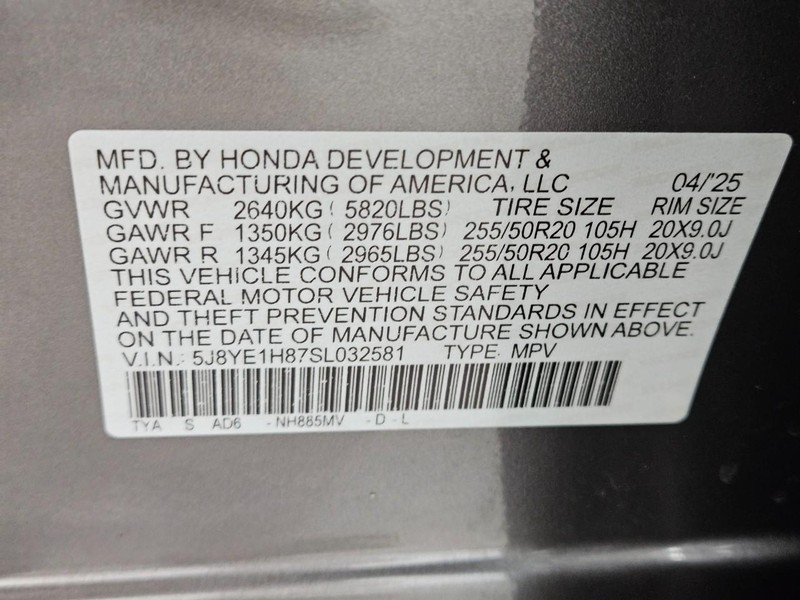 Acura MDX Vehicle Full-screen Gallery Image 22