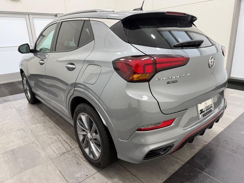 Buick Encore GX Vehicle Full-screen Gallery Image 04