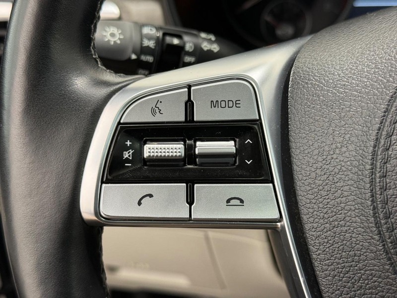 Kia Telluride Vehicle Full-screen Gallery Image 16