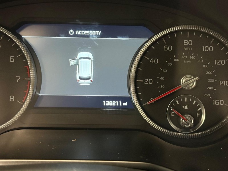 Kia Telluride Vehicle Full-screen Gallery Image 18