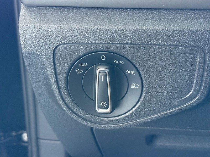 Volkswagen Atlas Vehicle Full-screen Gallery Image 20