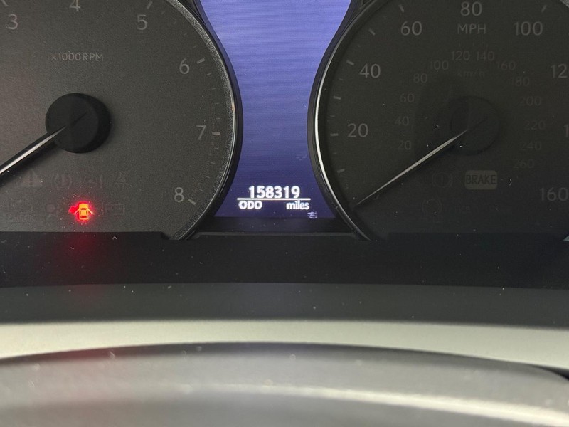 Lexus LS 460 Vehicle Full-screen Gallery Image 20