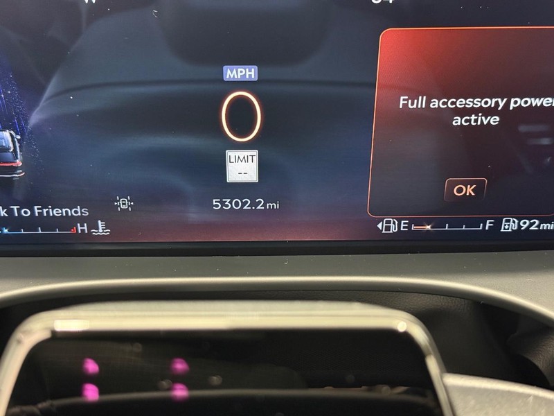 Lincoln Aviator Vehicle Full-screen Gallery Image 18