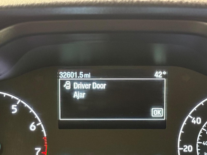 Ford Transit Connect Van Vehicle Full-screen Gallery Image 17