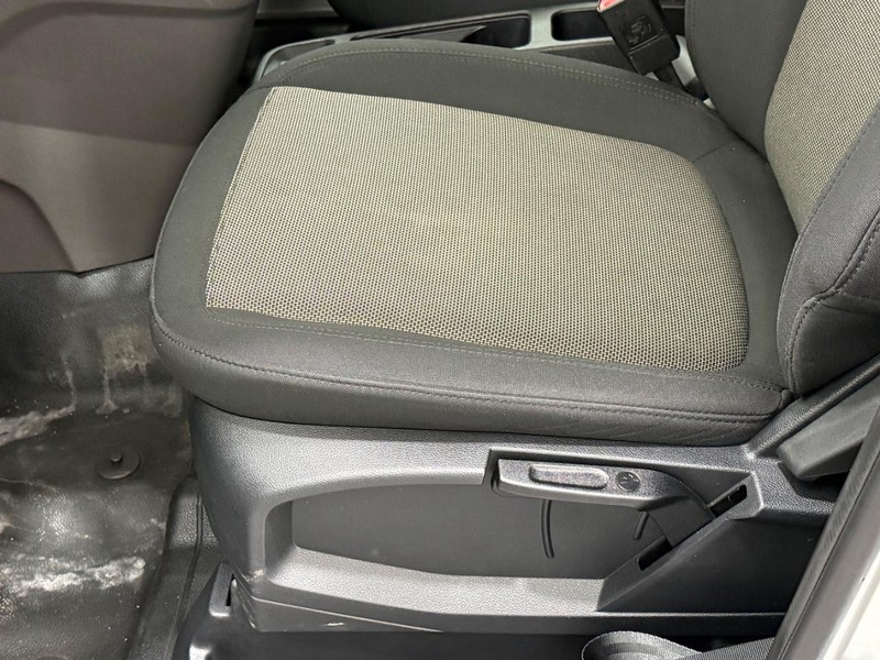 Ford Transit Connect Van Vehicle Full-screen Gallery Image 22