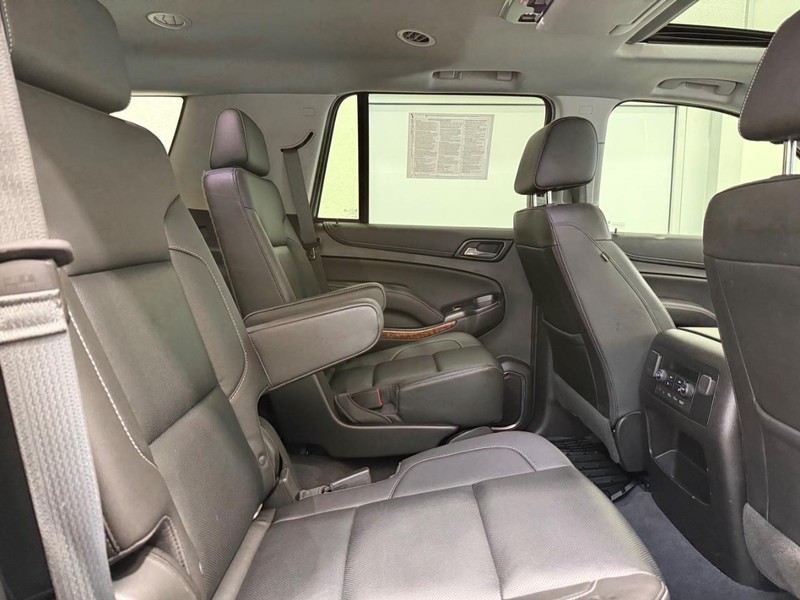 Chevrolet Tahoe Vehicle Full-screen Gallery Image 8