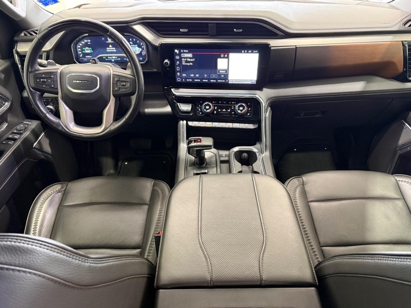 GMC Sierra 1500 Vehicle Full-screen Gallery Image 09