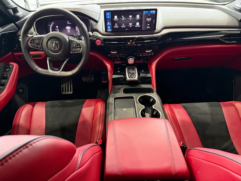 Acura MDX Vehicle Full-screen Gallery Image 10