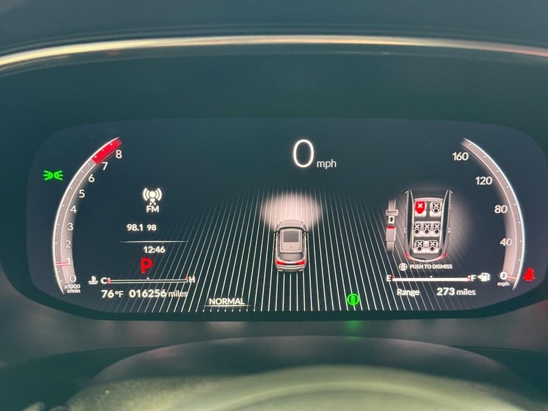 Acura MDX Vehicle Full-screen Gallery Image 18