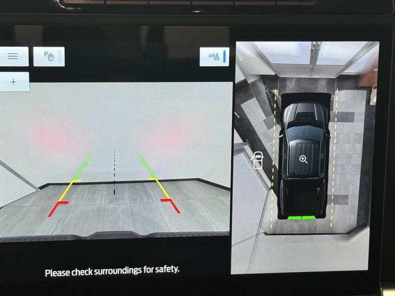 Ford F-150 Vehicle Full-screen Gallery Image 18