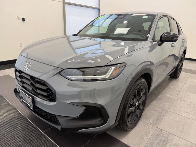 Honda HR-V Vehicle Full-screen Gallery Image 06