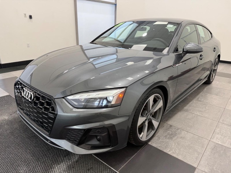 Audi A5 Sportback Vehicle Full-screen Gallery Image 6