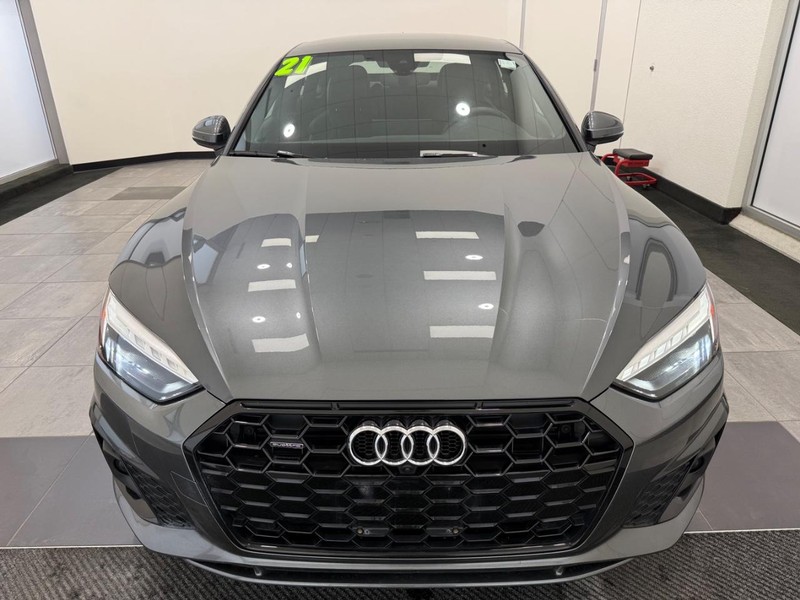 Audi A5 Sportback Vehicle Full-screen Gallery Image 7