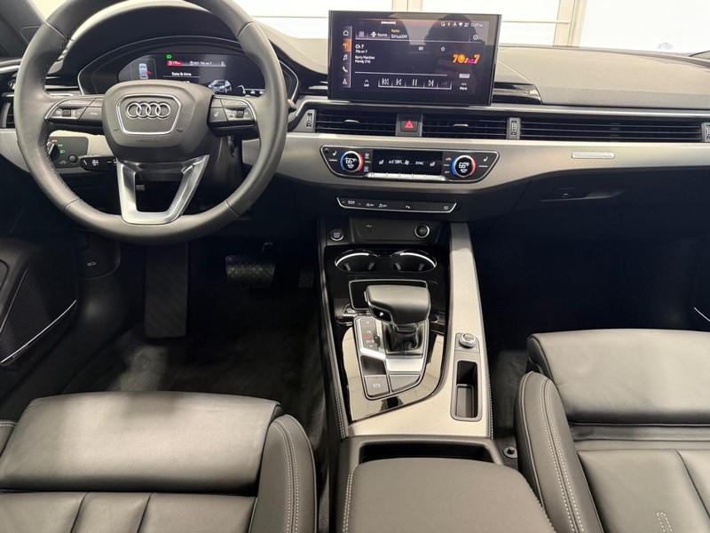 Audi A5 Sportback Vehicle Full-screen Gallery Image 9