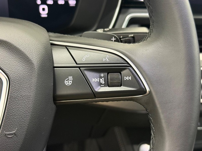 Audi A5 Sportback Vehicle Full-screen Gallery Image 16