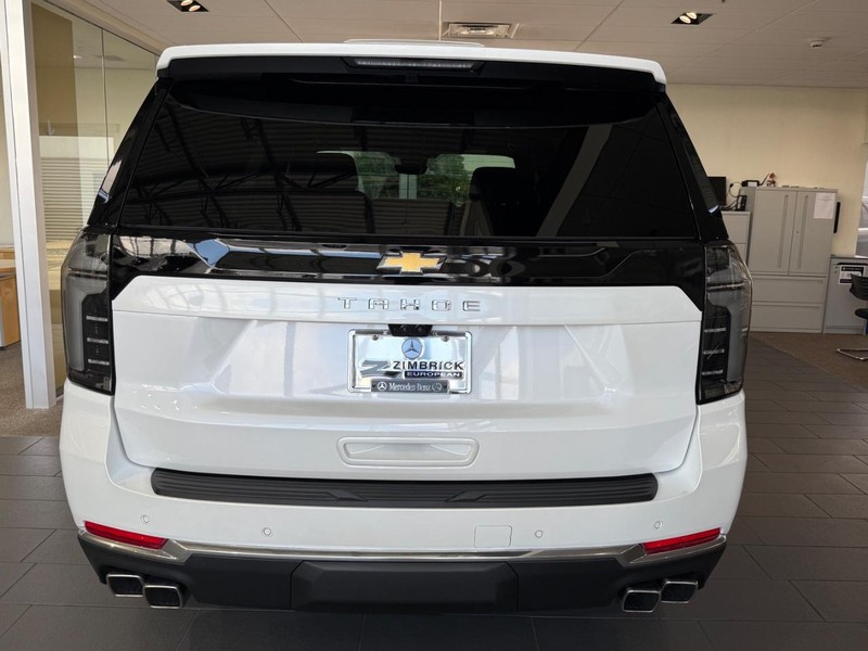 Chevrolet Tahoe Vehicle Full-screen Gallery Image 3