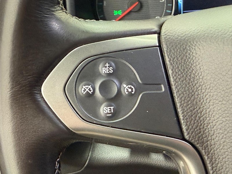 Chevrolet Silverado 1500 Vehicle Full-screen Gallery Image 13