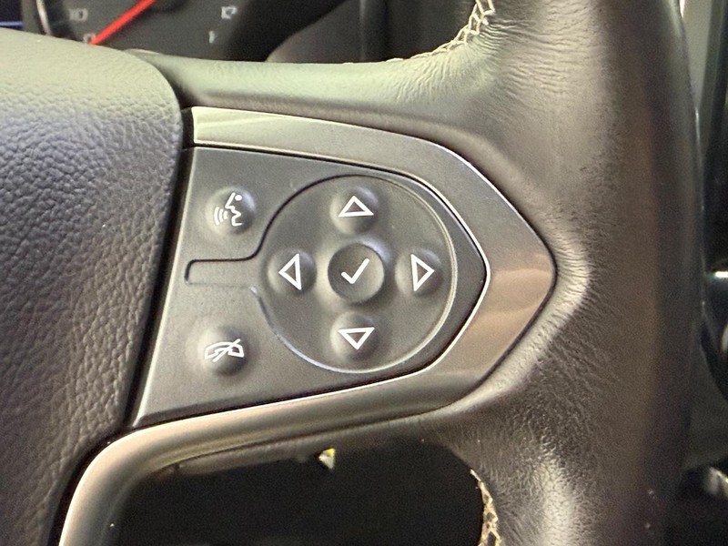 Chevrolet Silverado 1500 Vehicle Full-screen Gallery Image 14