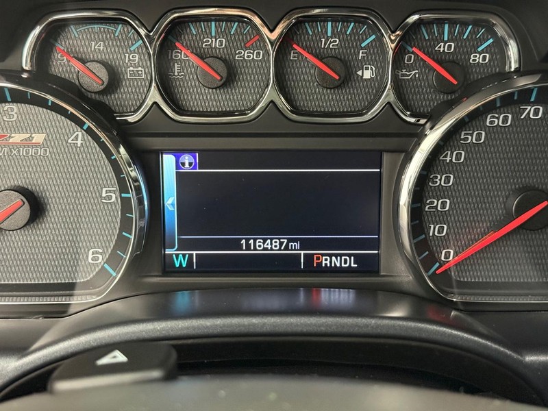 Chevrolet Silverado 1500 Vehicle Full-screen Gallery Image 15