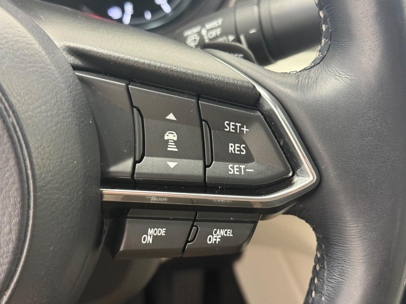 Mazda Mazda6 Vehicle Full-screen Gallery Image 15