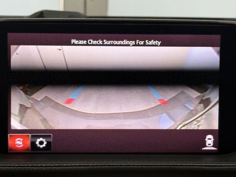 Mazda Mazda6 Vehicle Full-screen Gallery Image 17