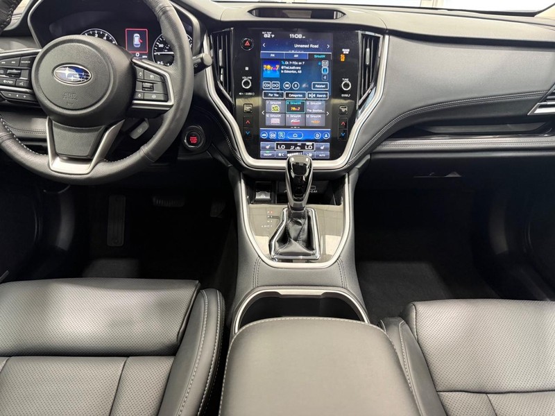 Subaru Outback Vehicle Full-screen Gallery Image 9