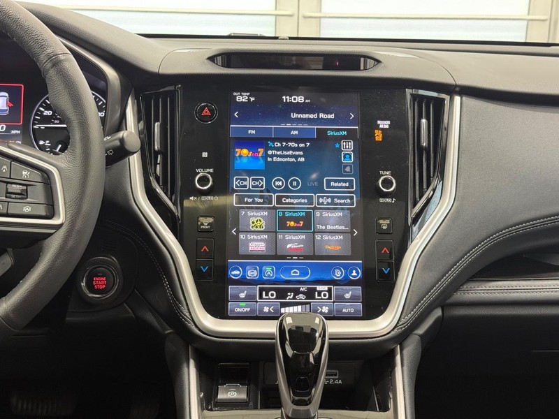 Subaru Outback Vehicle Full-screen Gallery Image 10