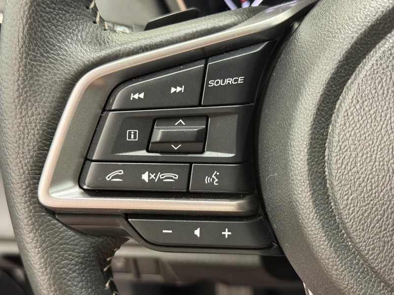 Subaru Outback Vehicle Full-screen Gallery Image 15