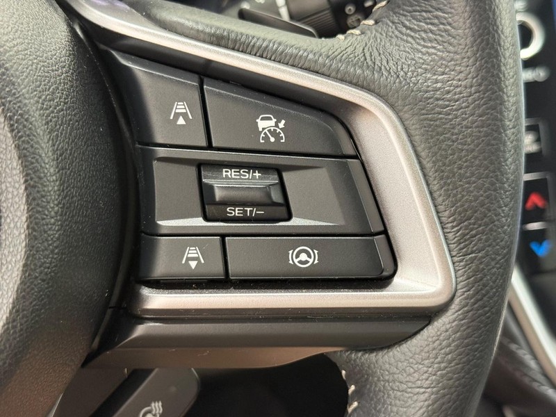 Subaru Outback Vehicle Full-screen Gallery Image 16