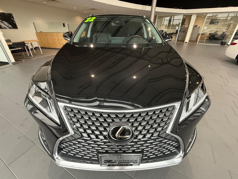 Lexus RX Vehicle Full-screen Gallery Image 7