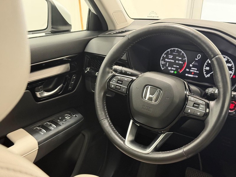 Honda CR-V Vehicle Full-screen Gallery Image 12