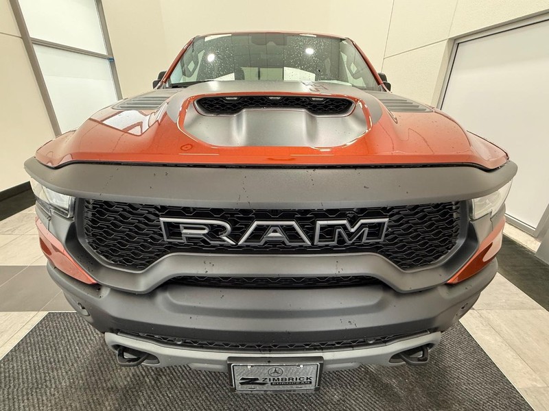 Ram 1500 Vehicle Full-screen Gallery Image 7