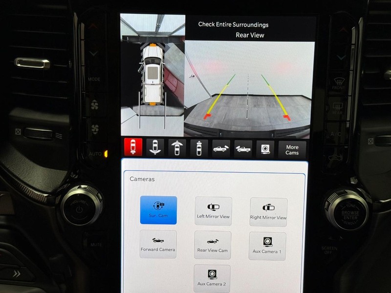 Ram 1500 Vehicle Full-screen Gallery Image 20