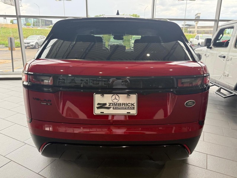 Land Rover Range Rover Velar Vehicle Full-screen Gallery Image 3