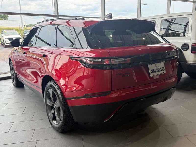 Land Rover Range Rover Velar Vehicle Full-screen Gallery Image 5