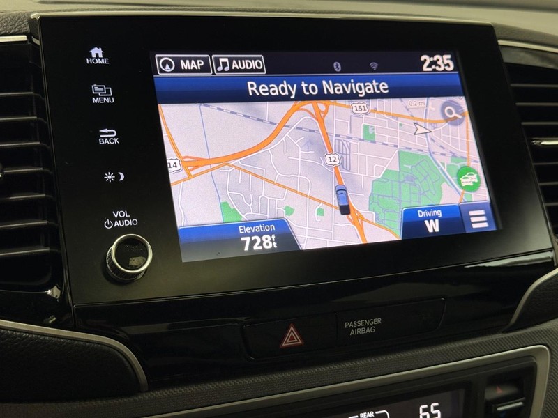 Honda Ridgeline Vehicle Full-screen Gallery Image 16