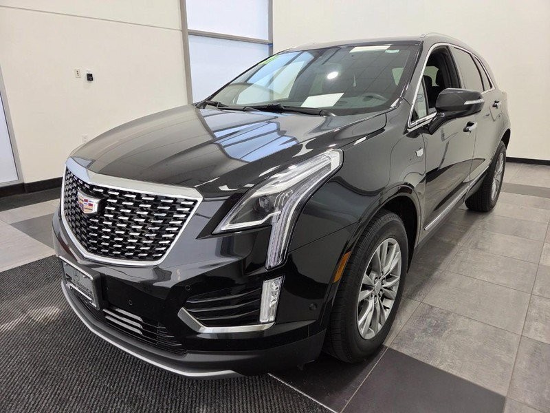 Cadillac XT5 Vehicle Full-screen Gallery Image 6