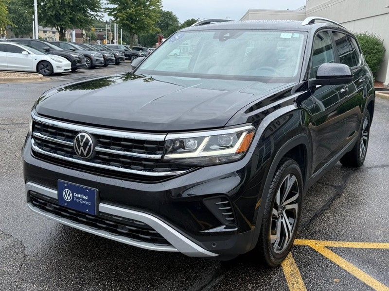 Volkswagen Atlas Vehicle Full-screen Gallery Image 8