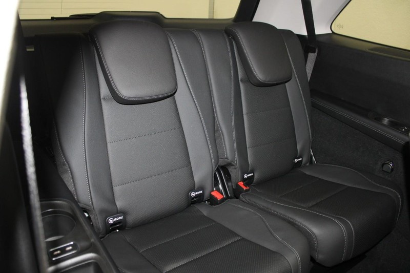 Mercedes-Benz GLS Vehicle Image 4