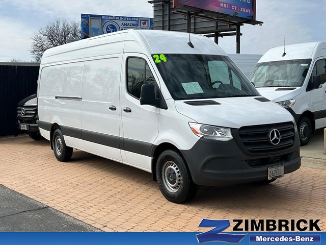 2024 Mercedes-Benz Sprinter Cargo Van Base's photo