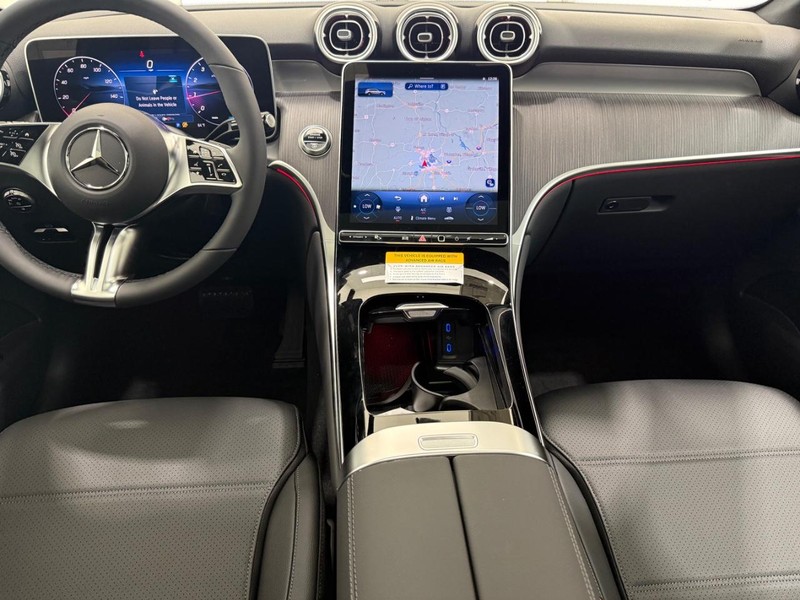 Mercedes-Benz GLC Vehicle Image 6