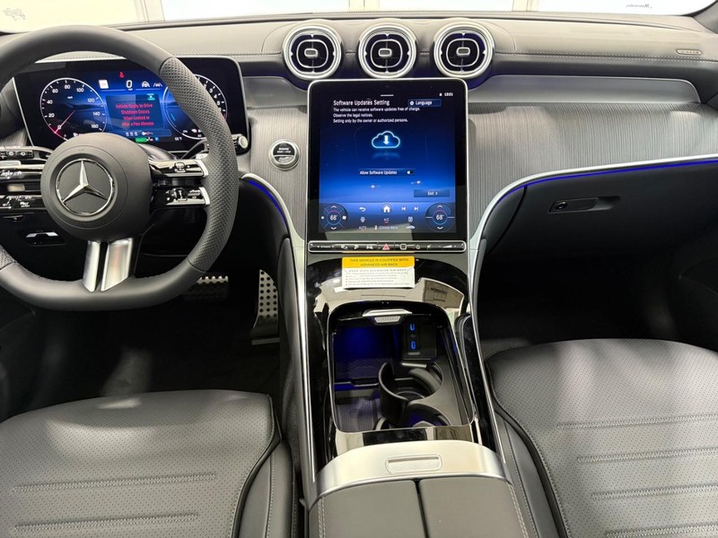 Mercedes-Benz GLC Vehicle Image 6