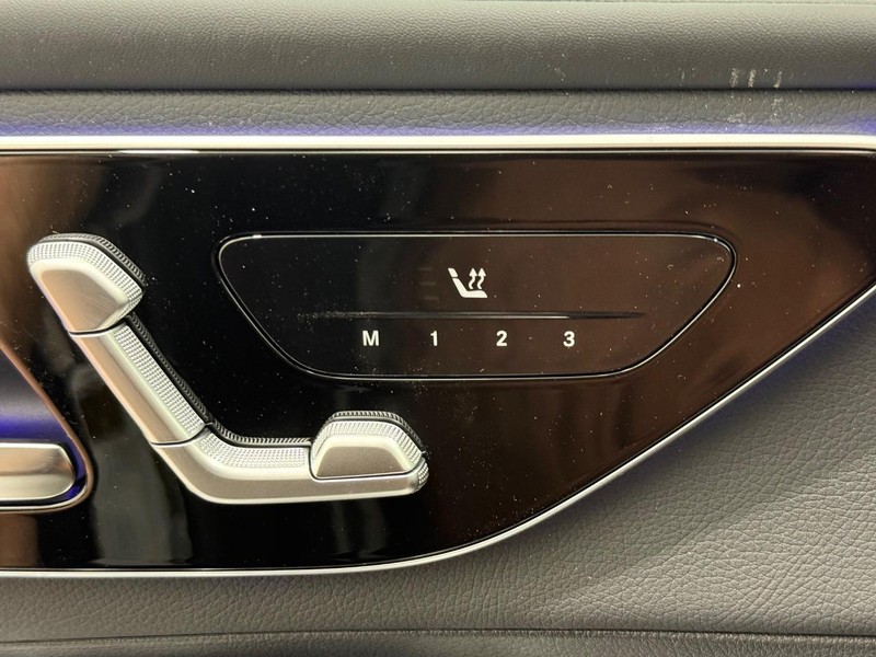 Mercedes-Benz GLC Vehicle Image 10